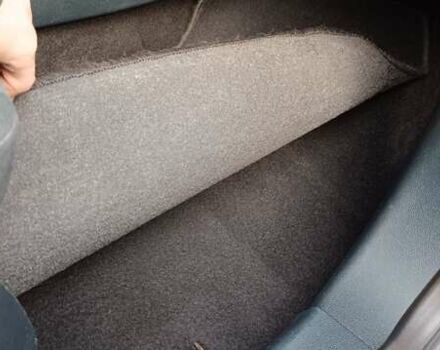 Червоний Форд Фієста, об'ємом двигуна 1.39 л та пробігом 152 тис. км за 7150 $, фото 12 на Automoto.ua