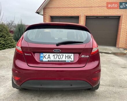 Червоний Форд Фієста, об'ємом двигуна 1.39 л та пробігом 136 тис. км за 6350 $, фото 6 на Automoto.ua