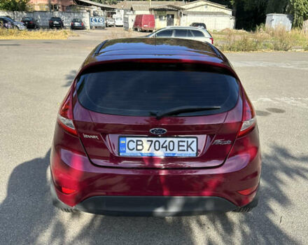 Красный Форд Фиеста, объемом двигателя 1.39 л и пробегом 184 тыс. км за 7200 $, фото 5 на Automoto.ua