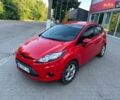 Червоний Форд Фієста, об'ємом двигуна 1.24 л та пробігом 153 тис. км за 4700 $, фото 1 на Automoto.ua
