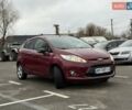 Червоний Форд Фієста, об'ємом двигуна 1.39 л та пробігом 110 тис. км за 6700 $, фото 3 на Automoto.ua