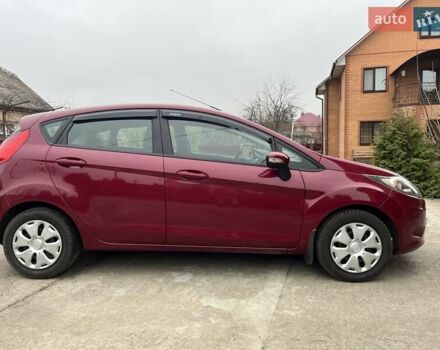 Красный Форд Фиеста, объемом двигателя 1.39 л и пробегом 137 тыс. км за 6350 $, фото 2 на Automoto.ua