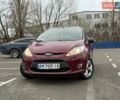 Червоний Форд Фієста, об'ємом двигуна 1.39 л та пробігом 110 тис. км за 6700 $, фото 2 на Automoto.ua