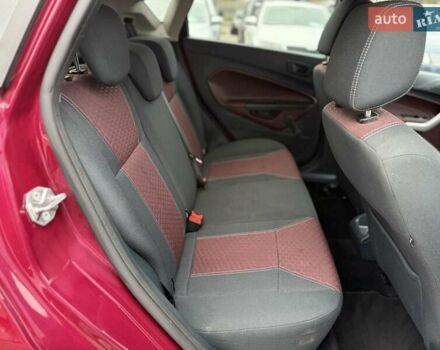 Червоний Форд Фієста, об'ємом двигуна 1.39 л та пробігом 110 тис. км за 6700 $, фото 28 на Automoto.ua