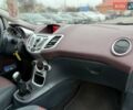 Червоний Форд Фієста, об'ємом двигуна 1.39 л та пробігом 110 тис. км за 6700 $, фото 24 на Automoto.ua