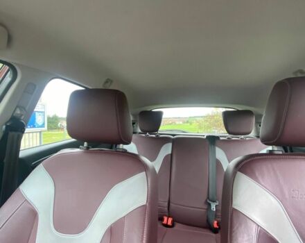 Красный Форд Фиеста, объемом двигателя 1.4 л и пробегом 154 тыс. км за 4500 $, фото 17 на Automoto.ua