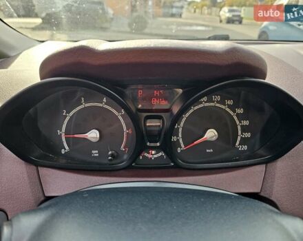 Красный Форд Фиеста, объемом двигателя 1.4 л и пробегом 136 тыс. км за 6300 $, фото 13 на Automoto.ua