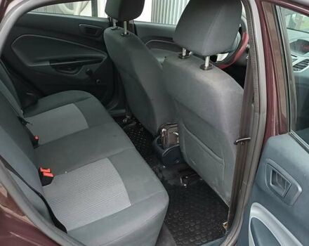 Красный Форд Фиеста, объемом двигателя 1.2 л и пробегом 220 тыс. км за 5100 $, фото 19 на Automoto.ua