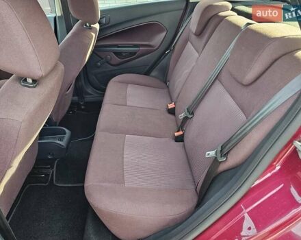 Красный Форд Фиеста, объемом двигателя 1.4 л и пробегом 136 тыс. км за 6300 $, фото 8 на Automoto.ua