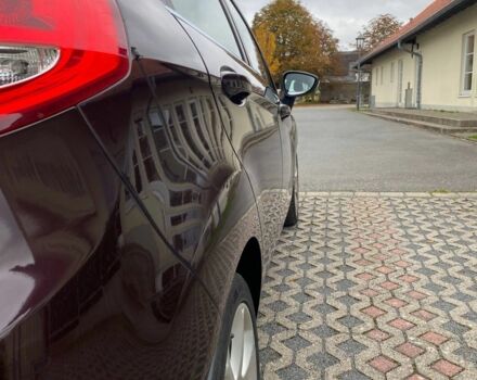 Красный Форд Фиеста, объемом двигателя 1.4 л и пробегом 154 тыс. км за 4500 $, фото 3 на Automoto.ua