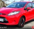 Красный Форд Фиеста, объемом двигателя 1.2 л и пробегом 111 тыс. км за 6000 $, фото 1 на Automoto.ua