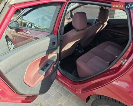 Красный Форд Фиеста, объемом двигателя 1.4 л и пробегом 136 тыс. км за 6300 $, фото 7 на Automoto.ua