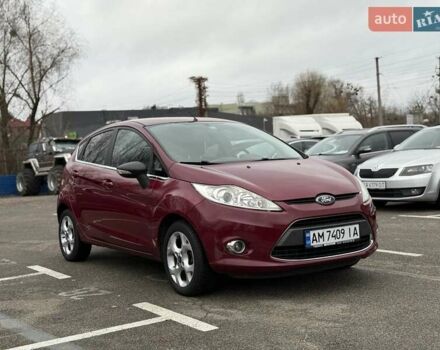 Червоний Форд Фієста, об'ємом двигуна 1.39 л та пробігом 110 тис. км за 6700 $, фото 9 на Automoto.ua