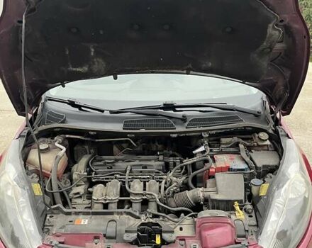 Красный Форд Фиеста, объемом двигателя 1.39 л и пробегом 137 тыс. км за 6350 $, фото 13 на Automoto.ua