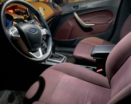 Червоний Форд Фієста, об'ємом двигуна 1.4 л та пробігом 160 тис. км за 5800 $, фото 4 на Automoto.ua