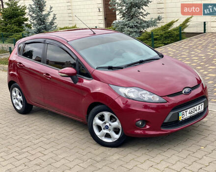 Красный Форд Фиеста, объемом двигателя 1.4 л и пробегом 65 тыс. км за 8300 $, фото 41 на Automoto.ua