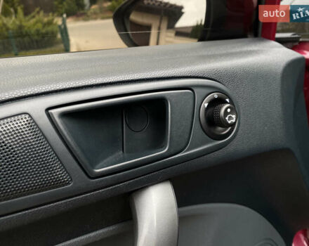 Красный Форд Фиеста, объемом двигателя 1.4 л и пробегом 65 тыс. км за 8300 $, фото 51 на Automoto.ua