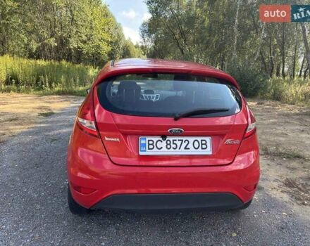 Красный Форд Фиеста, объемом двигателя 1.24 л и пробегом 91 тыс. км за 5600 $, фото 6 на Automoto.ua