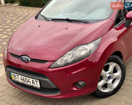 Красный Форд Фиеста, объемом двигателя 1.4 л и пробегом 65 тыс. км за 8300 $, фото 36 на Automoto.ua