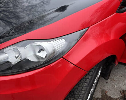 Червоний Форд Фієста, об'ємом двигуна 1.24 л та пробігом 148 тис. км за 5500 $, фото 10 на Automoto.ua