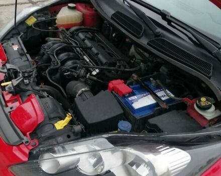 Красный Форд Фиеста, объемом двигателя 1.25 л и пробегом 227 тыс. км за 4750 $, фото 6 на Automoto.ua