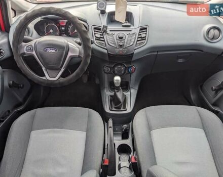 Форд Фиеста 2011 в Белой Церкве на Automoto.ua Красный Форд Фиеста, объемом двигателя 1.2 л и пробегом 239 тыс. км за 5400 $, фото 32 на Automoto.ua