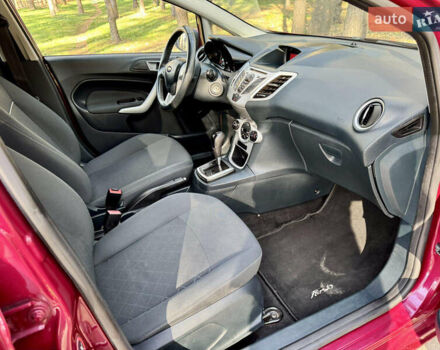 Форд Фиеста 2011 в Киеве на Automoto.ua Красный Форд Фиеста, объемом двигателя 1.4 л и пробегом 157 тыс. км за 6600 $, фото 3 на Automoto.ua