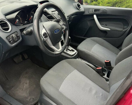 Красный Форд Фиеста, объемом двигателя 1.4 л и пробегом 192 тыс. км за 7300 $, фото 6 на Automoto.ua