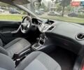 Красный Форд Фиеста, объемом двигателя 1.39 л и пробегом 132 тыс. км за 7300 $, фото 11 на Automoto.ua