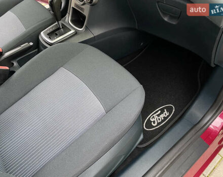 Красный Форд Фиеста, объемом двигателя 1.4 л и пробегом 65 тыс. км за 8300 $, фото 87 на Automoto.ua