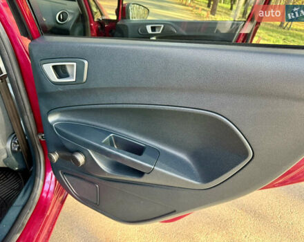 Форд Фиеста 2011 в Киеве на Automoto.ua Красный Форд Фиеста, объемом двигателя 1.4 л и пробегом 157 тыс. км за 6600 $, фото 6 на Automoto.ua