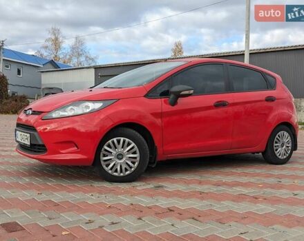 Форд Фиеста 2011 в Белой Церкве на Automoto.ua Красный Форд Фиеста, объемом двигателя 1.2 л и пробегом 239 тыс. км за 5400 $, фото 4 на Automoto.ua