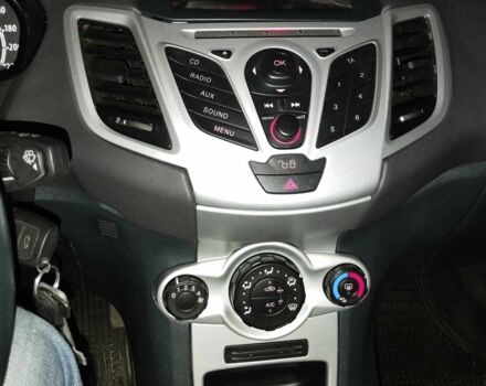 Червоний Форд Фієста, об'ємом двигуна 1.25 л та пробігом 62 тис. км за 6300 $, фото 11 на Automoto.ua