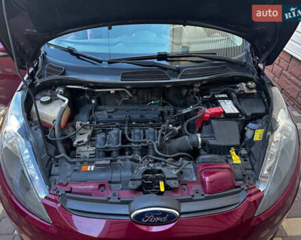 Форд Фиеста 2011 в Кременчуге на Automoto.ua Красный Форд Фиеста, объемом двигателя 1.4 л и пробегом 114 тыс. км за 7800 $, фото 7 на Automoto.ua