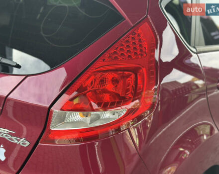Форд Фиеста 2011 в Одессе на Automoto.ua Красный Форд Фиеста, объемом двигателя 1.4 л и пробегом 65 тыс. км за 7300 $, фото 25 на Automoto.ua