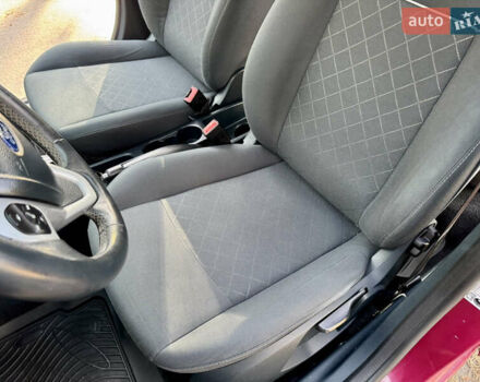 Форд Фиеста 2011 в Киеве на Automoto.ua Красный Форд Фиеста, объемом двигателя 1.4 л и пробегом 157 тыс. км за 6600 $, фото 11 на Automoto.ua