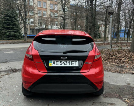 Червоний Форд Фієста, об'ємом двигуна 1.24 л та пробігом 148 тис. км за 5500 $, фото 13 на Automoto.ua