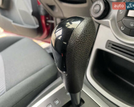 Красный Форд Фиеста, объемом двигателя 1.4 л и пробегом 65 тыс. км за 8300 $, фото 77 на Automoto.ua