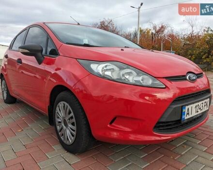 Форд Фиеста 2011 в Белой Церкве на Automoto.ua Красный Форд Фиеста, объемом двигателя 1.2 л и пробегом 239 тыс. км за 5400 $, фото 14 на Automoto.ua