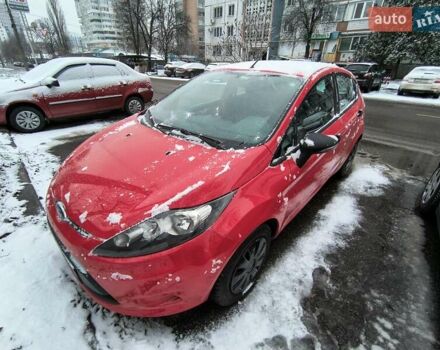 Красный Форд Фиеста, объемом двигателя 1.24 л и пробегом 227 тыс. км за 4450 $, фото 1 на Automoto.ua