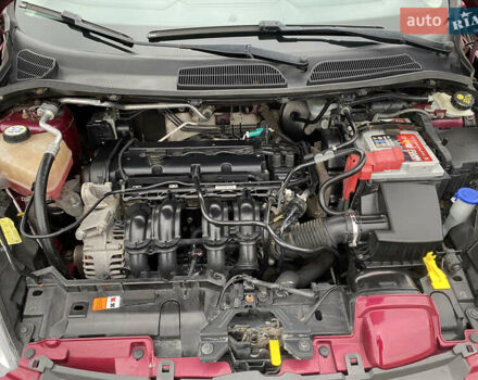 Красный Форд Фиеста, объемом двигателя 1.4 л и пробегом 65 тыс. км за 8300 $, фото 95 на Automoto.ua