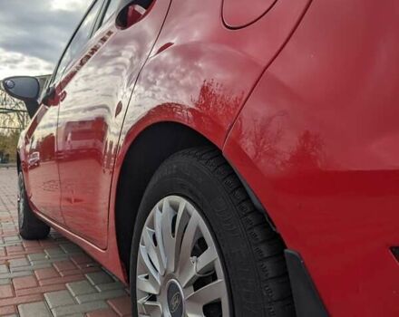 Форд Фиеста 2011 в Белой Церкве на Automoto.ua Красный Форд Фиеста, объемом двигателя 1.2 л и пробегом 239 тыс. км за 5400 $, фото 23 на Automoto.ua