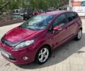 Красный Форд Фиеста, объемом двигателя 1.39 л и пробегом 175 тыс. км за 6700 $, фото 1 на Automoto.ua