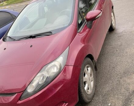 Червоний Форд Фієста, об'ємом двигуна 1.2 л та пробігом 218 тис. км за 6000 $, фото 5 на Automoto.ua