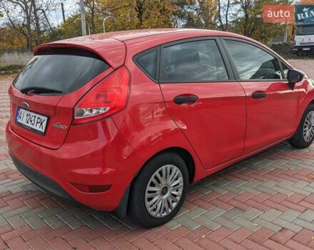 Форд Фиеста 2011 в Белой Церкве на Automoto.ua Красный Форд Фиеста, объемом двигателя 1.2 л и пробегом 239 тыс. км за 5400 $, фото 25 на Automoto.ua