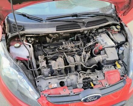 Красный Форд Фиеста, объемом двигателя 1.4 л и пробегом 132 тыс. км за 6830 $, фото 41 на Automoto.ua