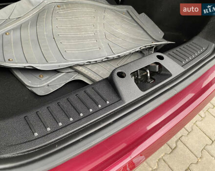 Красный Форд Фиеста, объемом двигателя 1.4 л и пробегом 65 тыс. км за 8300 $, фото 90 на Automoto.ua