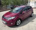 Красный Форд Фиеста, объемом двигателя 1.4 л и пробегом 176 тыс. км за 6700 $, фото 1 на Automoto.ua