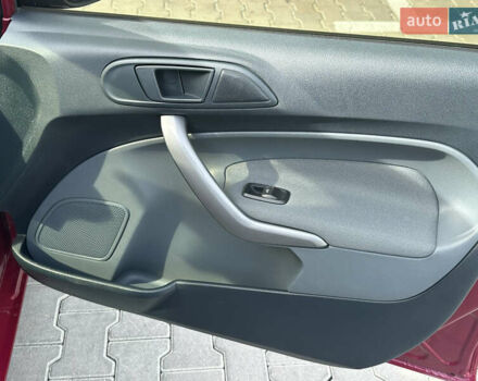 Форд Фиеста 2011 в Одессе на Automoto.ua Красный Форд Фиеста, объемом двигателя 1.4 л и пробегом 65 тыс. км за 7300 $, фото 41 на Automoto.ua