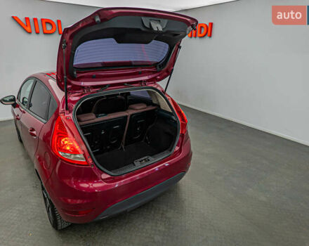 Красный Форд Фиеста, объемом двигателя 1.2 л и пробегом 186 тыс. км за 5664 $, фото 6 на Automoto.ua